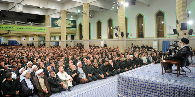 رهبر معظم انقلاب اسلامی در دیدار فرماندهان سپاه پاسداران تأکید کردند: